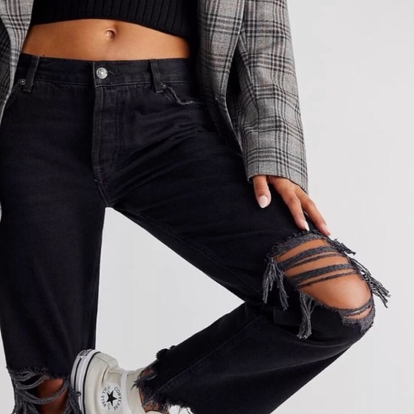 We The Free Black Distressed Straight-Leg Jeans sz 24 NWT - Picture 2 of 6